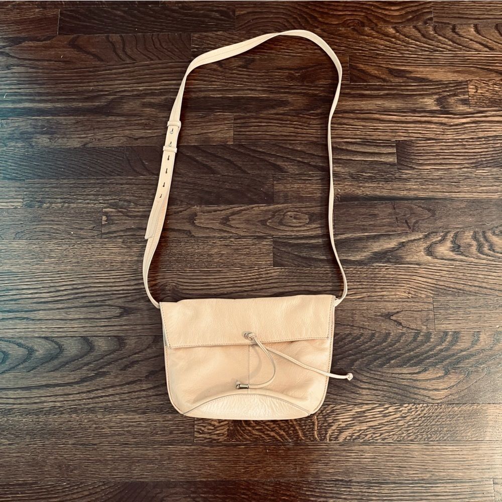 Lucky Brand Light Tan Leather Crossbody Bag - Picture 2 of 13